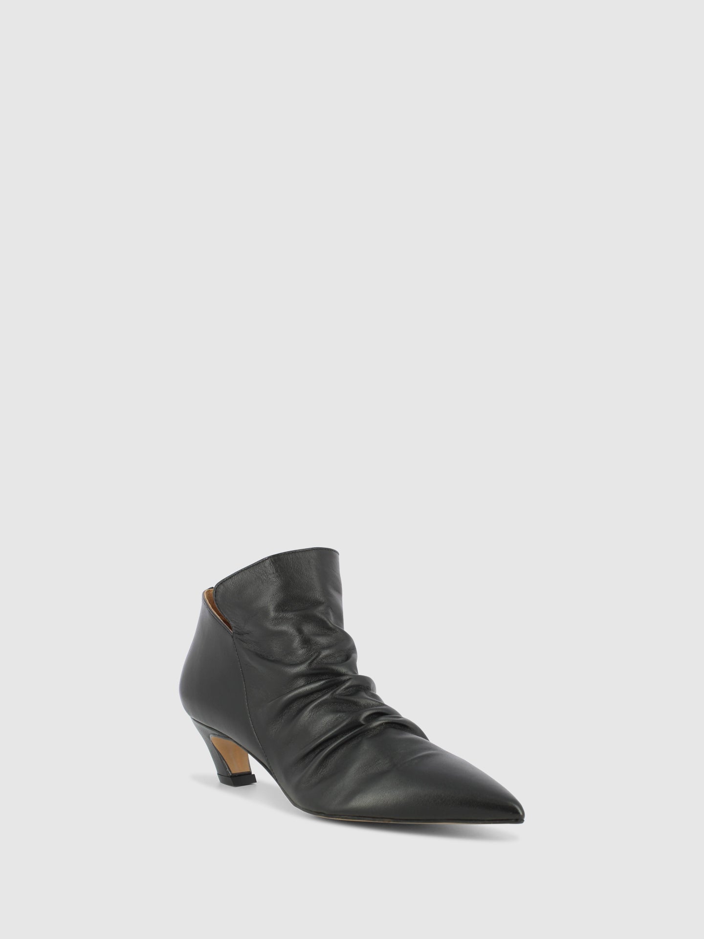 Sofia Costa Botins com Fecho em Preto